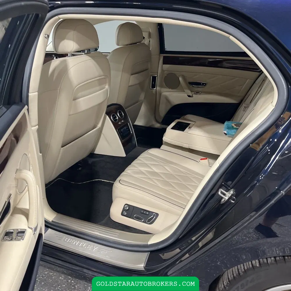 2015 Bentley Flying Spur Base