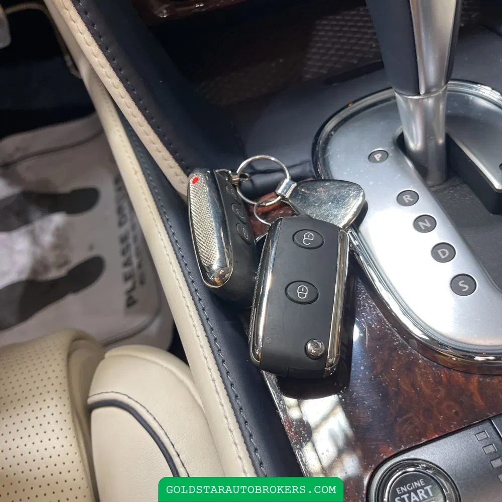 2015 Bentley Flying Spur Base