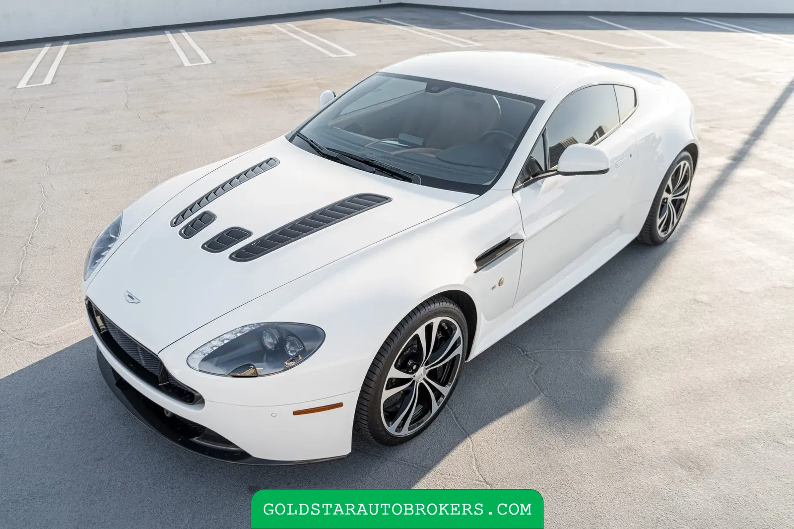 2017 Aston Martin V12 Vantage S 7-Speed