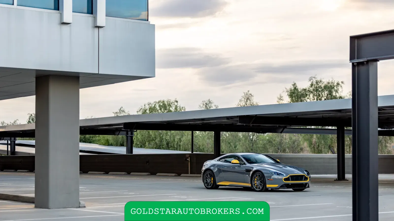 2017 Aston Martin V12 Vantage S 7-Speed