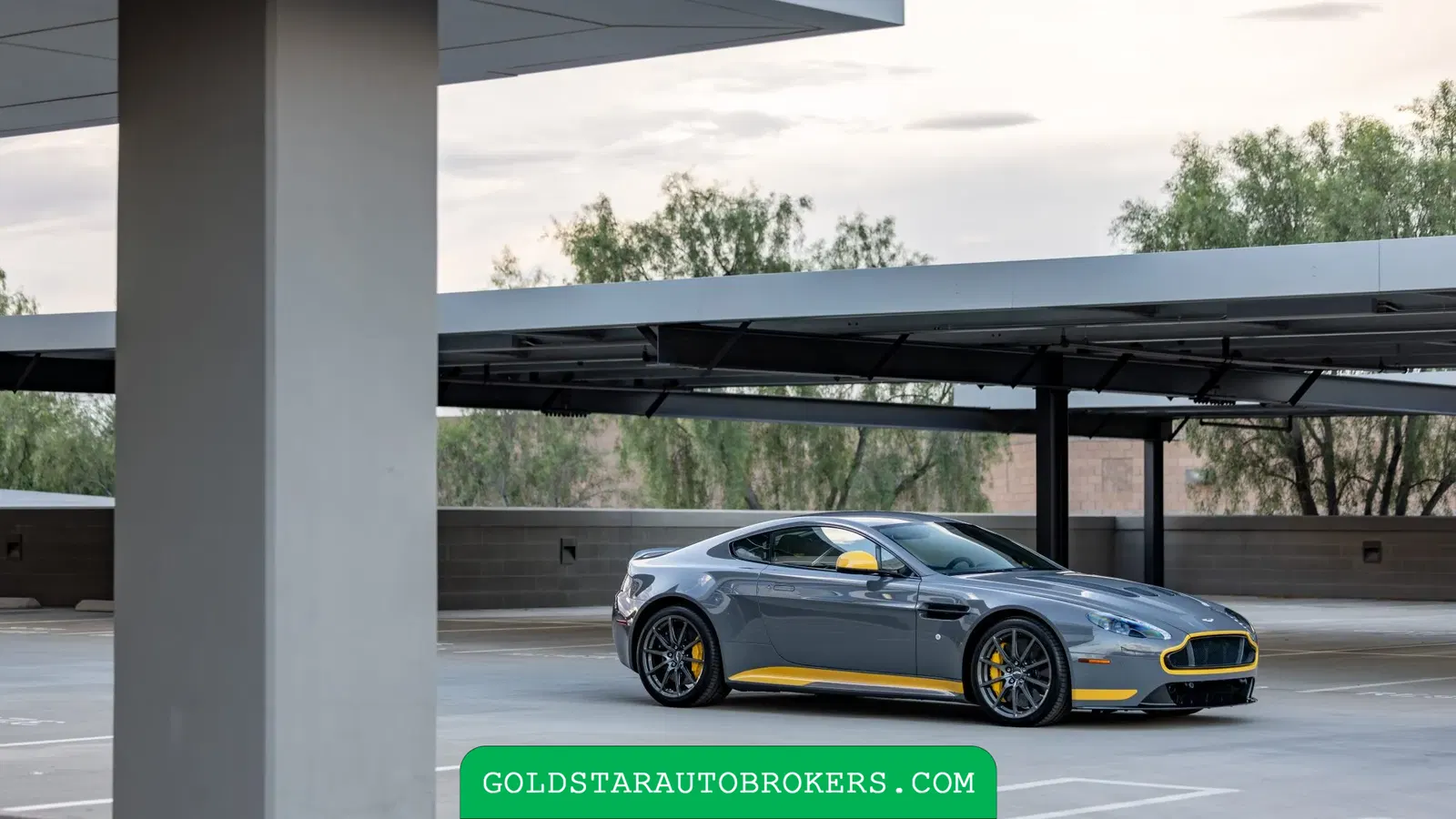 2017 Aston Martin V12 Vantage S 7-Speed