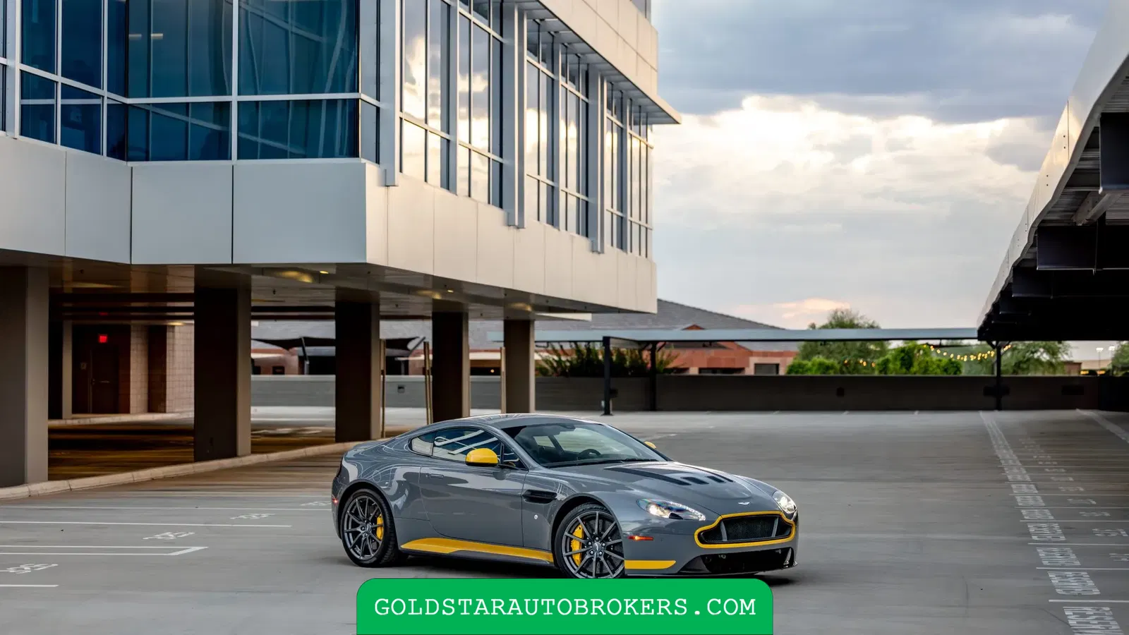 2017 Aston Martin V12 Vantage S 7-Speed