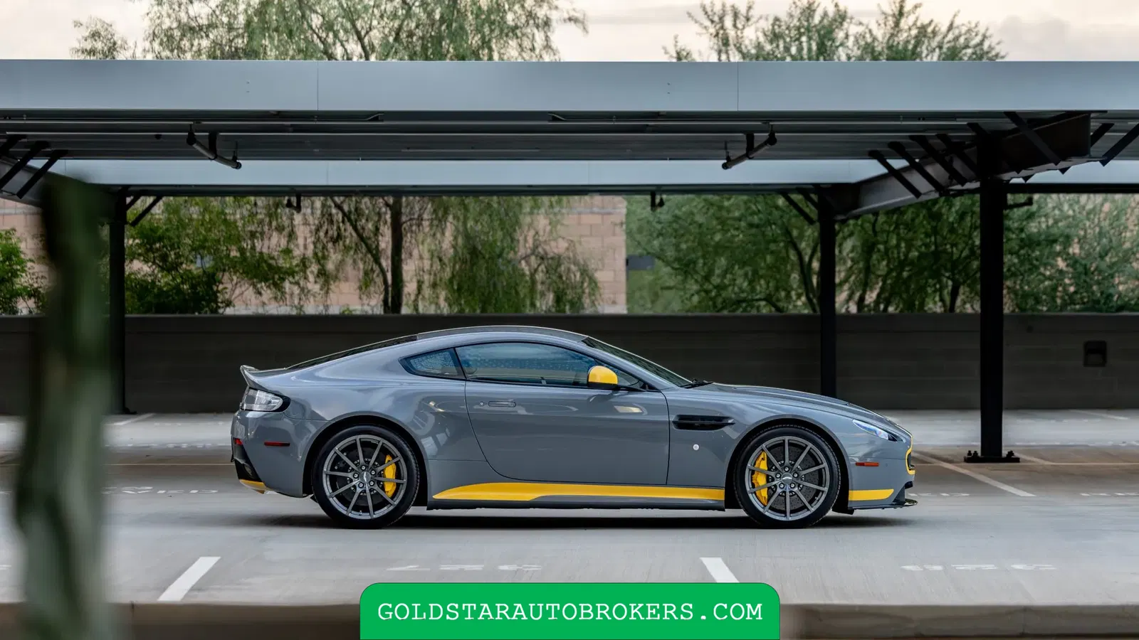 2017 Aston Martin V12 Vantage S 7-Speed