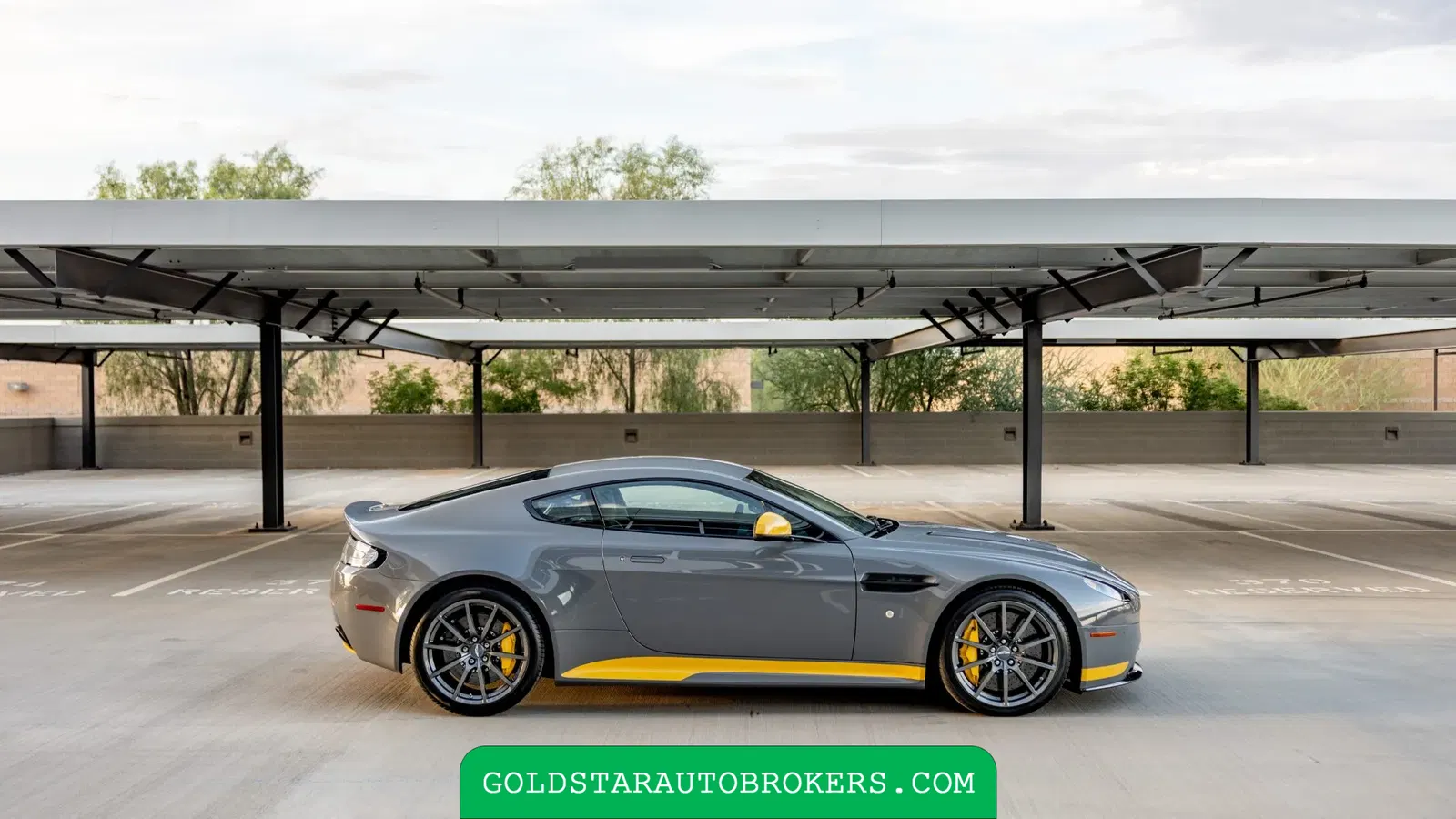 2017 Aston Martin V12 Vantage S 7-Speed