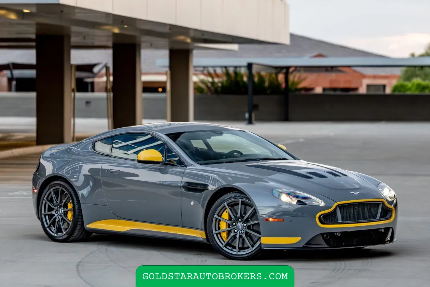 2017 Aston Martin V12 Vantage S 7-Speed