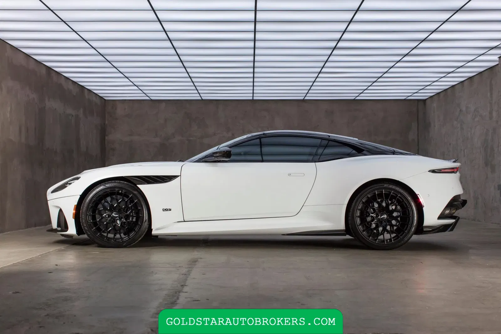 2023 Aston Martin DBS Coupe 770 Ultimate