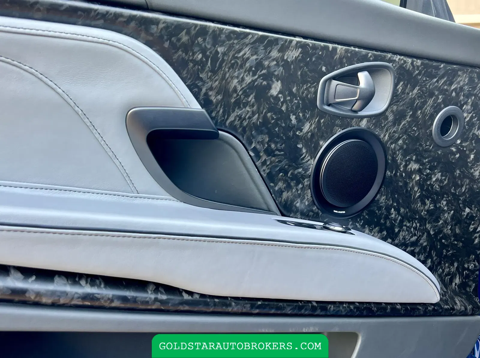 2020 Aston Martin DBS Superleggera