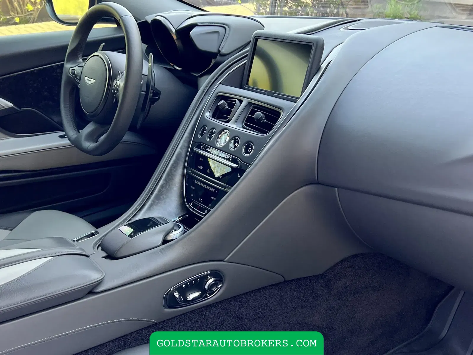 2020 Aston Martin DBS Superleggera