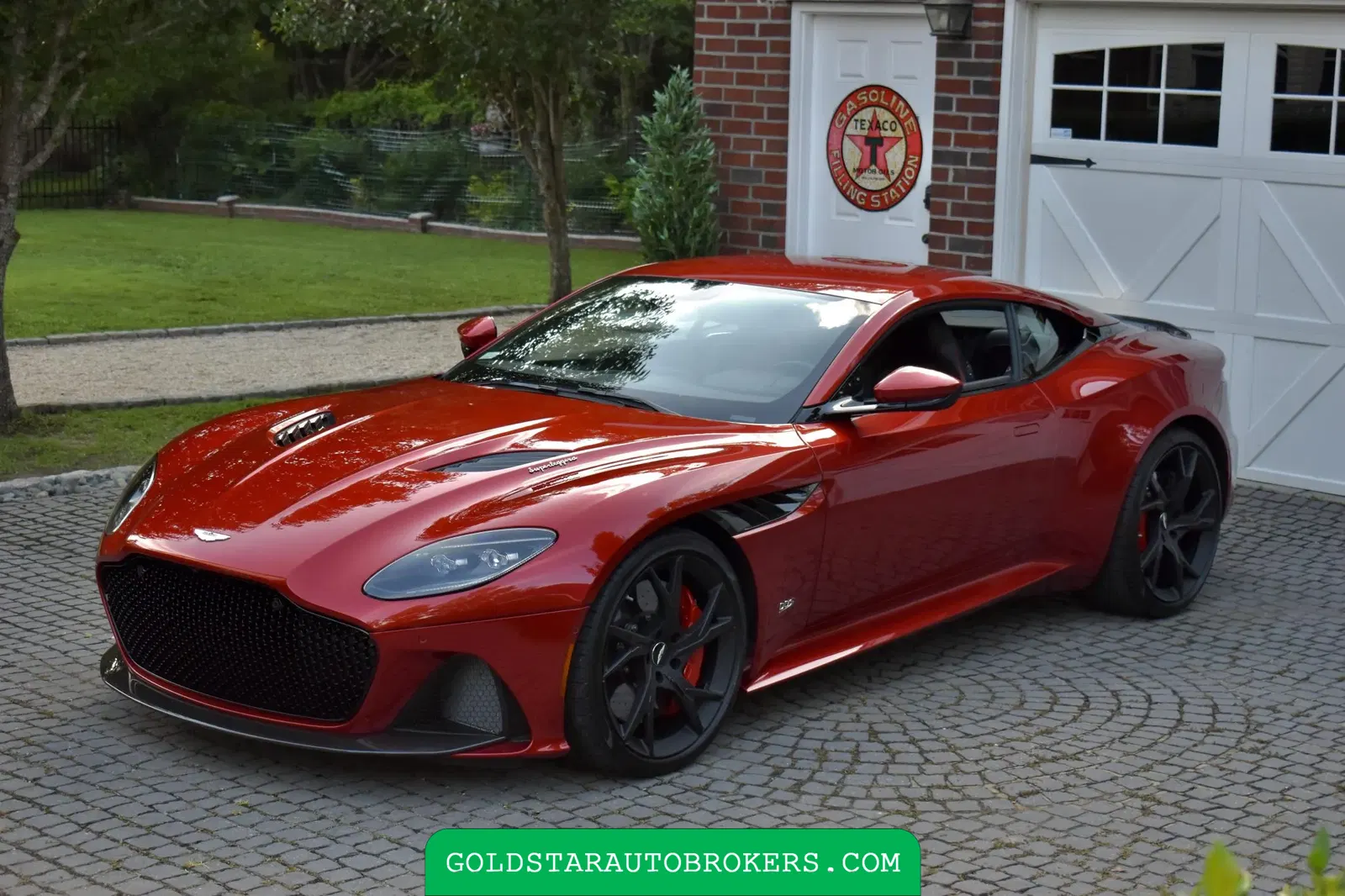 2019 Aston Martin DBS Superleggera