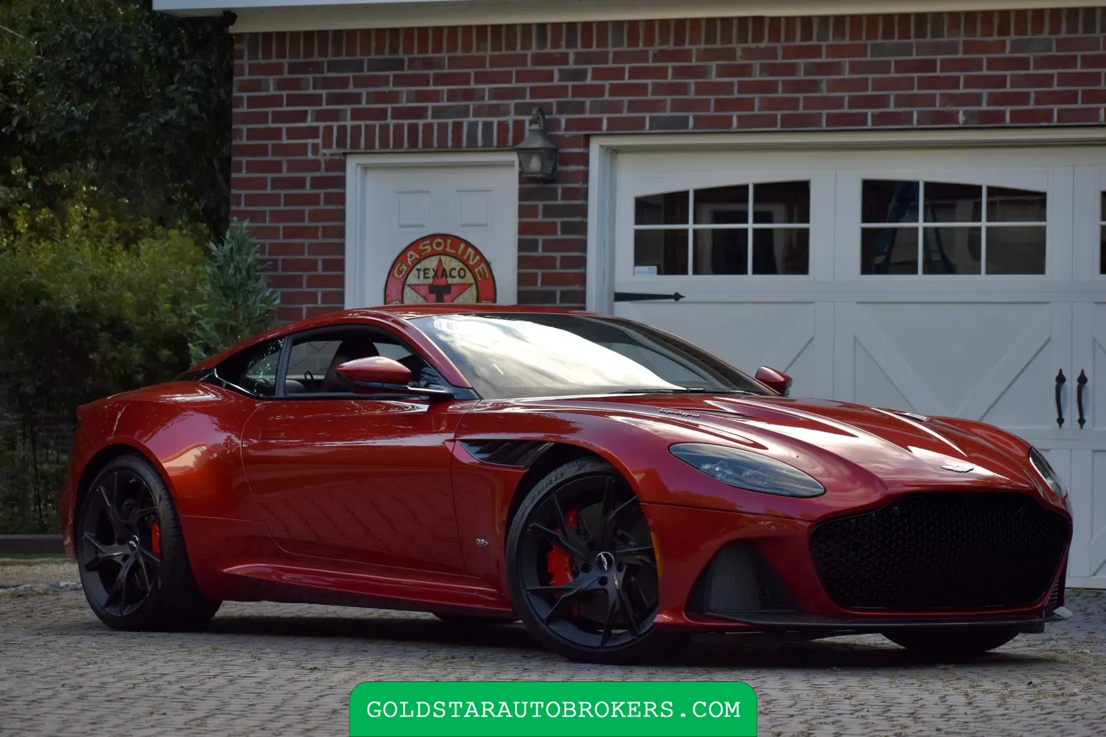 2019 Aston Martin DBS Superleggera