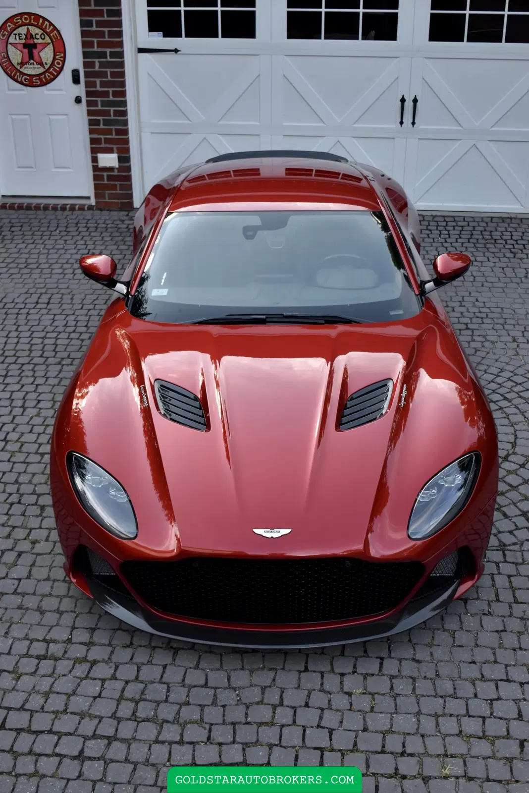 2019 Aston Martin DBS Superleggera