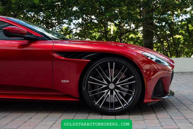 2020 Aston Martin DBS Superleggera