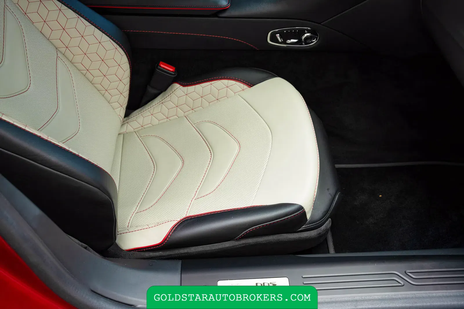 2020 Aston Martin DBS Superleggera