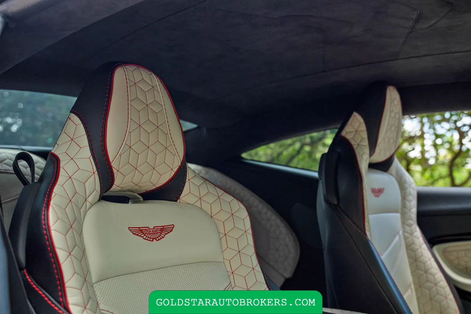 2020 Aston Martin DBS Superleggera