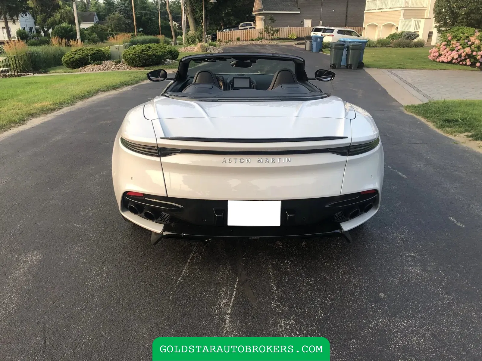 2020 Aston Martin DBS Superleggera Volante