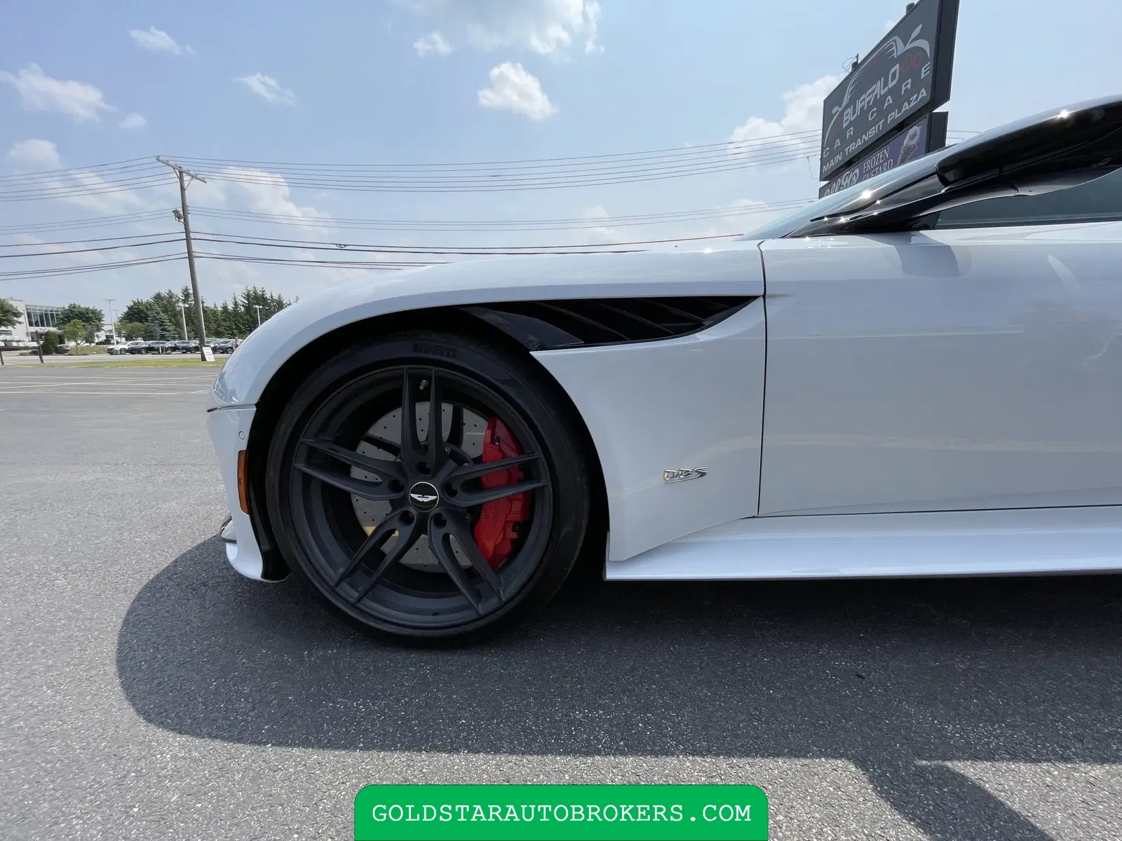 2020 Aston Martin DBS Superleggera Volante
