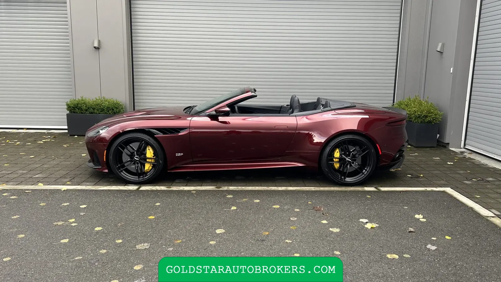 2022 Aston Martin DBS Superleggera Volante