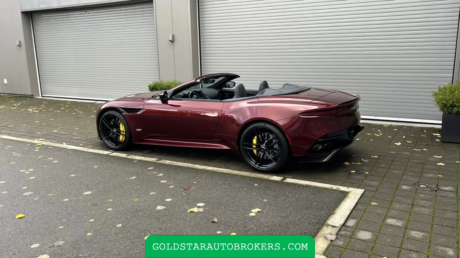 2022 Aston Martin DBS Superleggera Volante