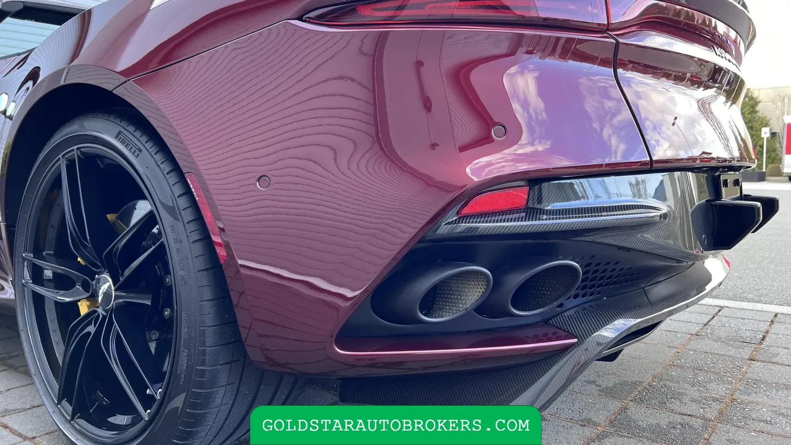 2022 Aston Martin DBS Superleggera Volante