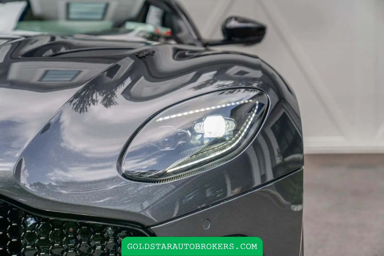 2022 Aston Martin DBS Superleggera Volante