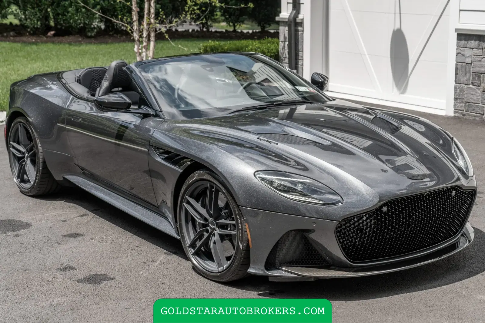 2022 Aston Martin DBS Superleggera Volante