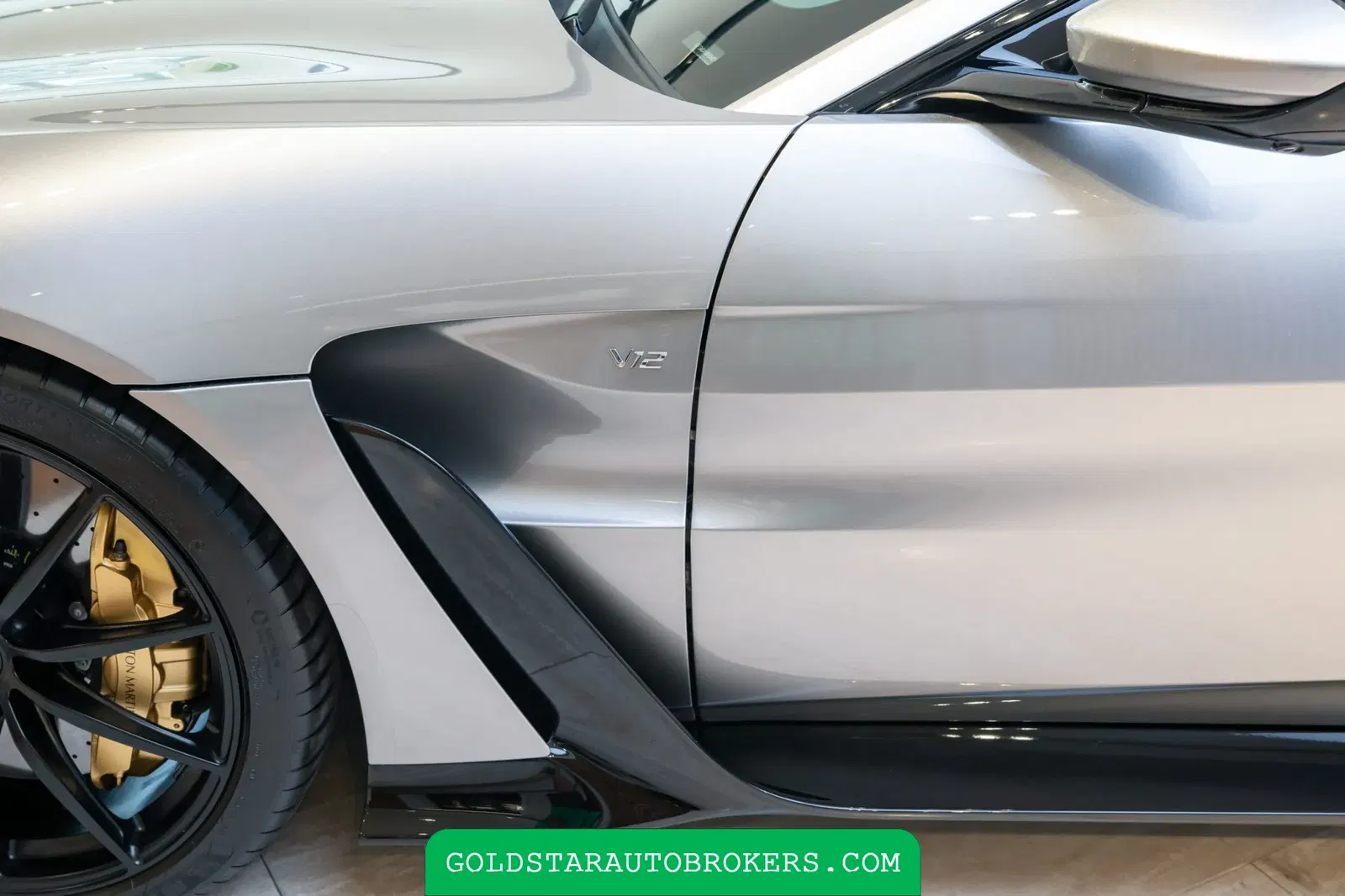 2023 Aston Martin V12 Vantage Coupe