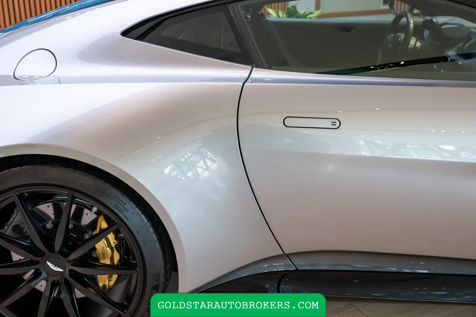 2023 Aston Martin V12 Vantage Coupe