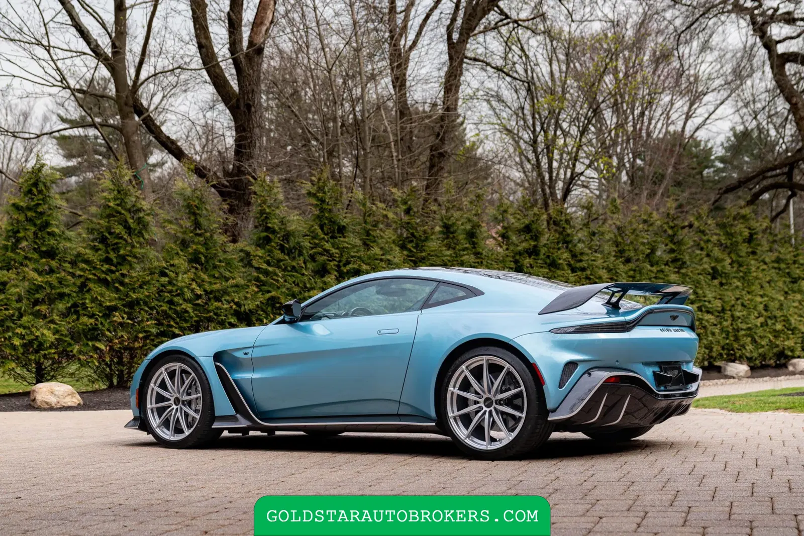 2023 Aston Martin V12 Vantage Coupe