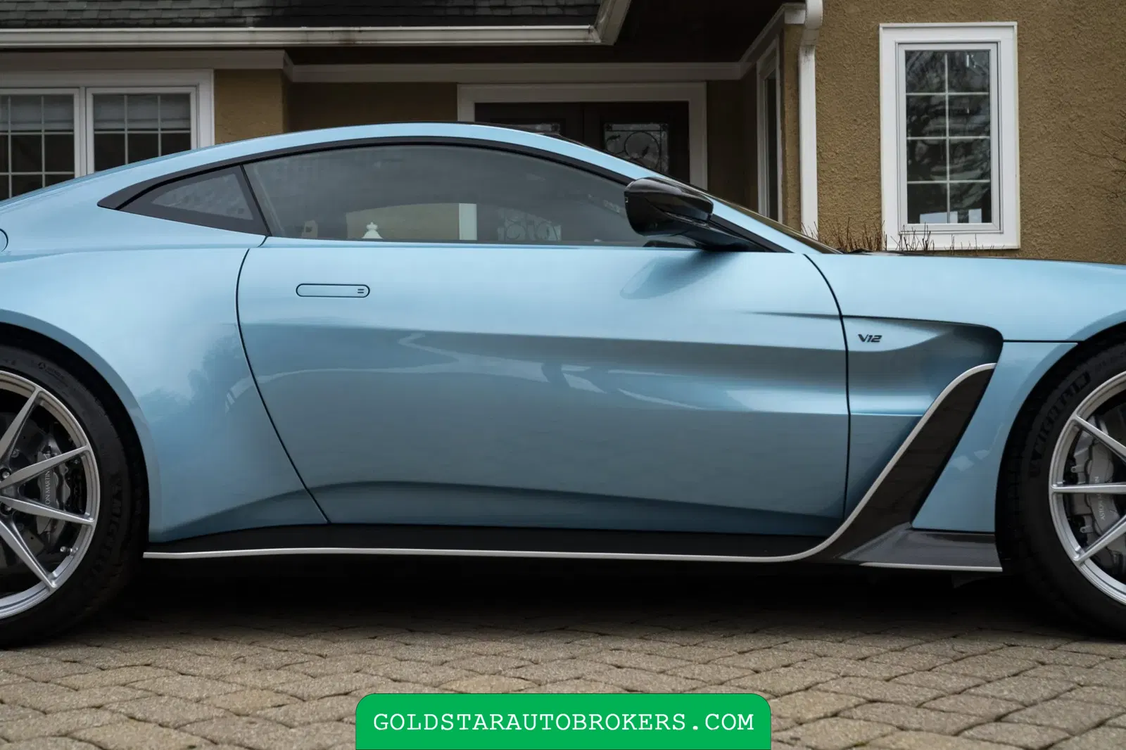 2023 Aston Martin V12 Vantage Coupe