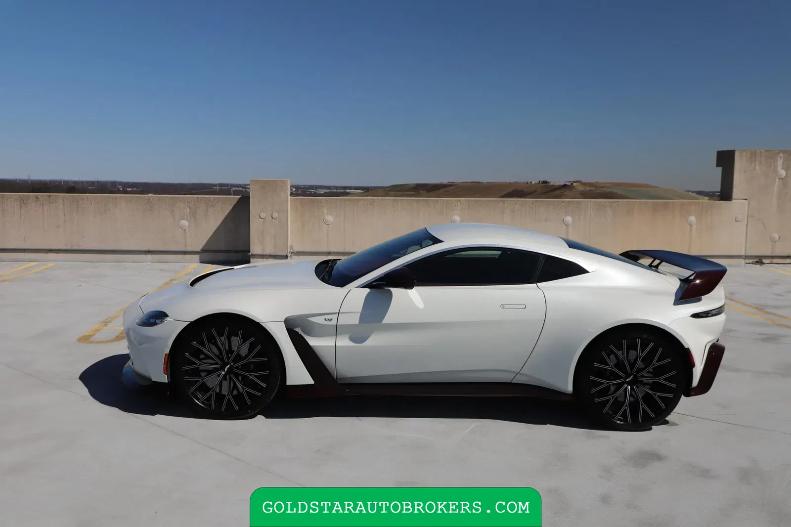 2023 Aston Martin V12 Vantage Coupe