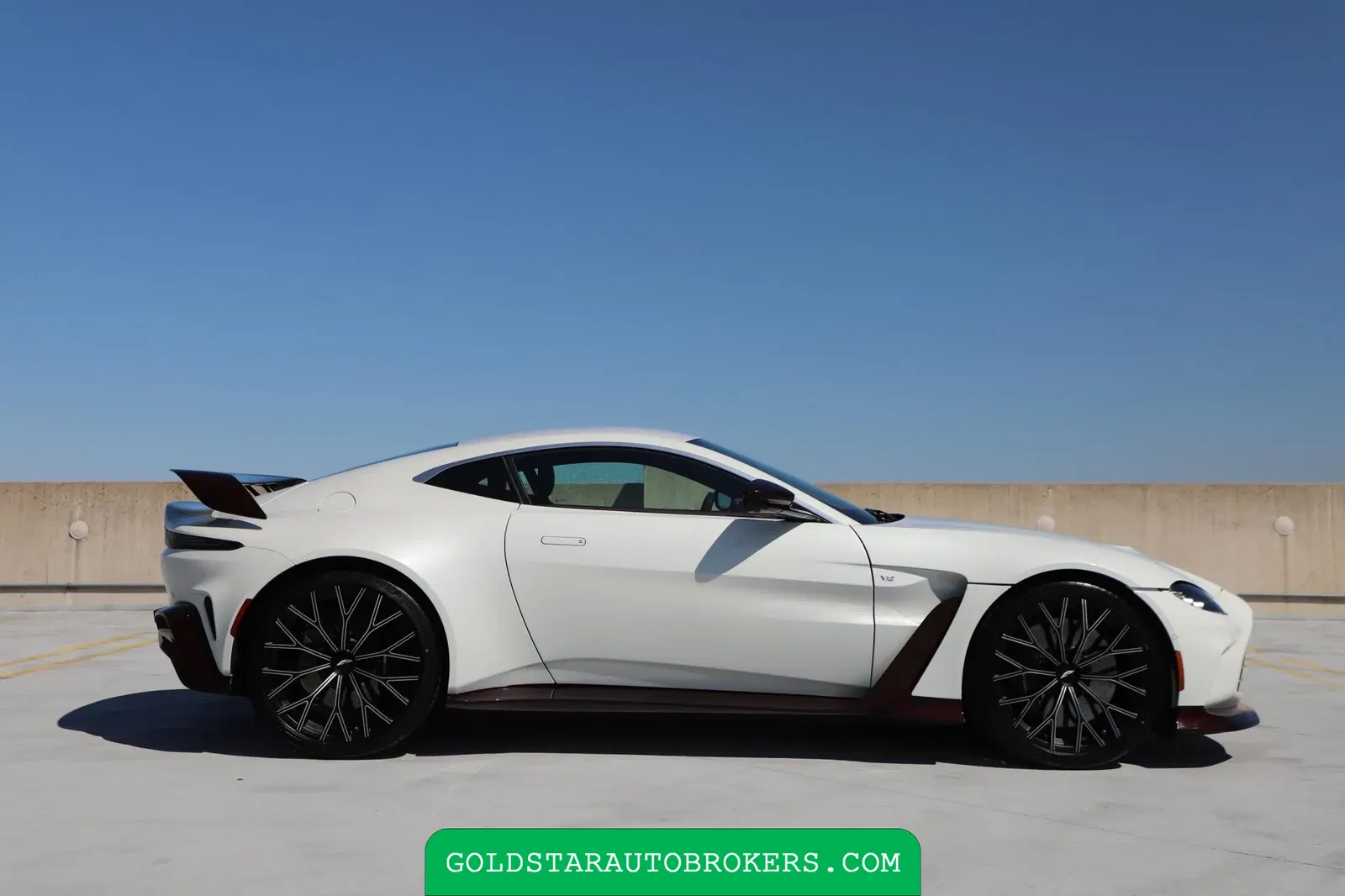 2023 Aston Martin V12 Vantage Coupe