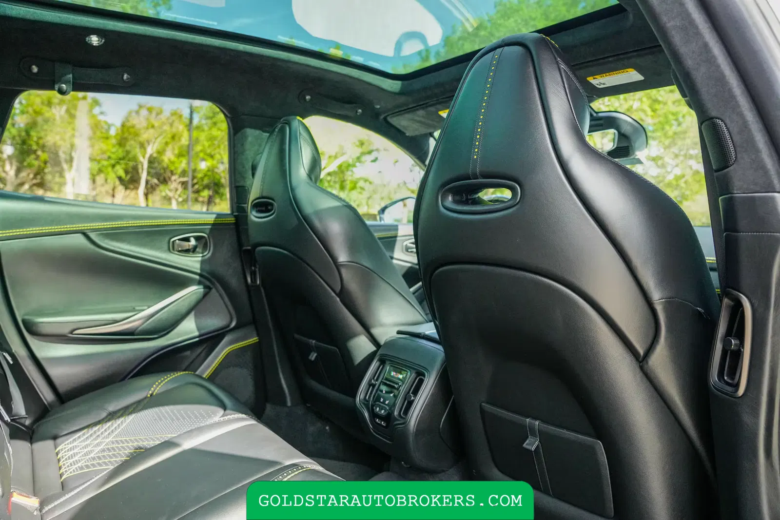 2021 Aston Martin DBX