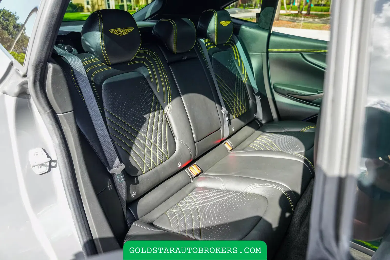 2021 Aston Martin DBX