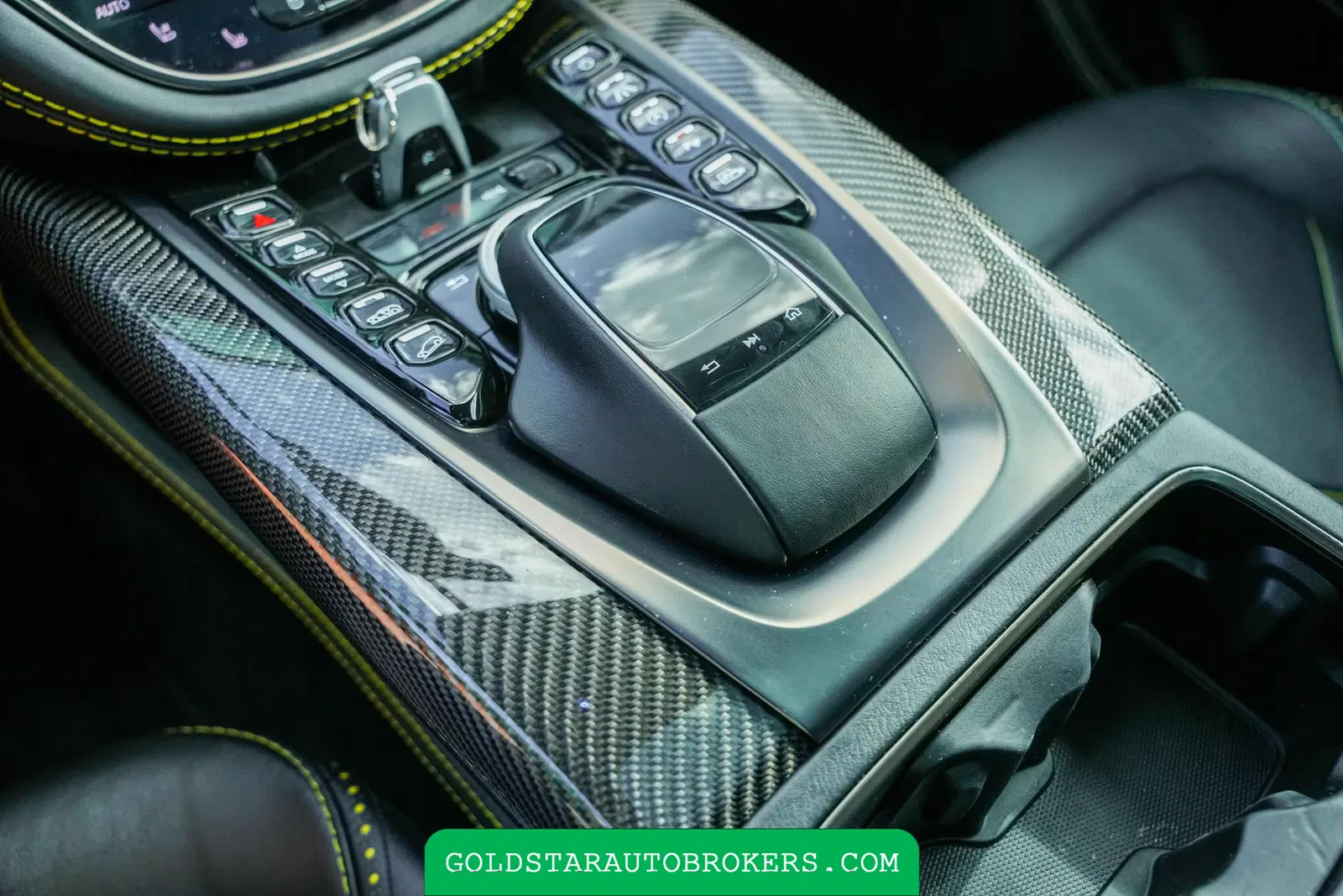 2021 Aston Martin DBX