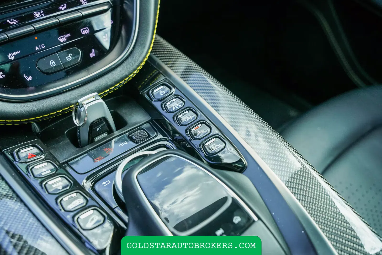 2021 Aston Martin DBX
