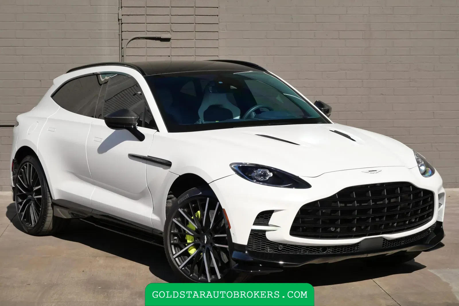 2023 Aston Martin DBX707