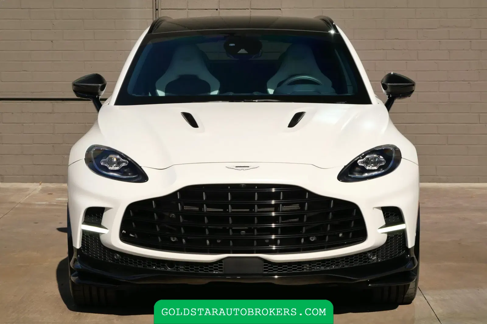 2023 Aston Martin DBX707