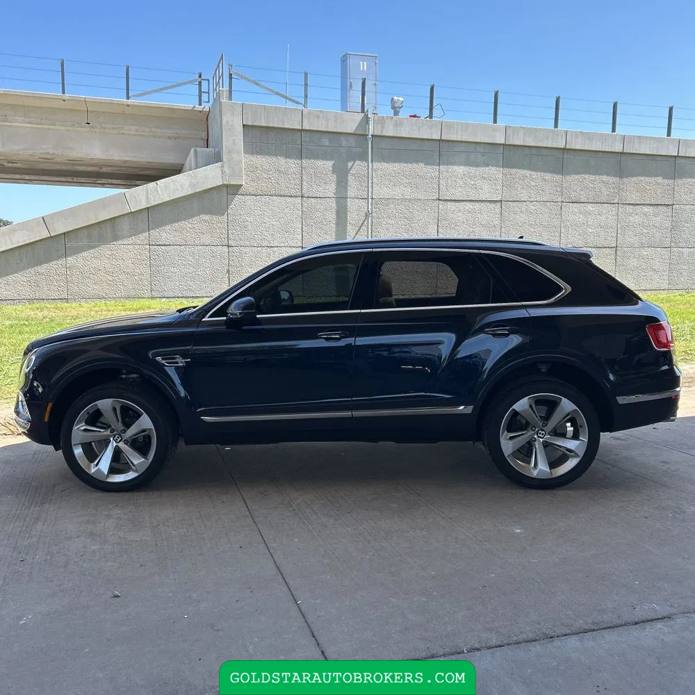 2017 Bentley Bentayga Base