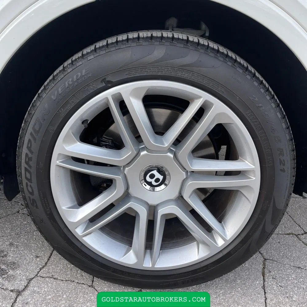 2020 Bentley Bentayga Hybrid