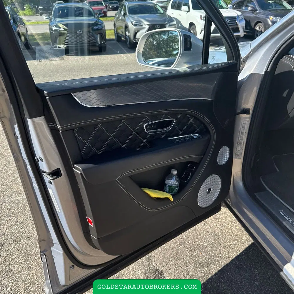 2021 Bentley Bentayga V8