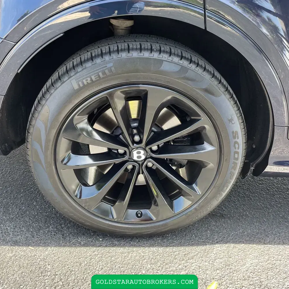 2022 Bentley Bentayga V8