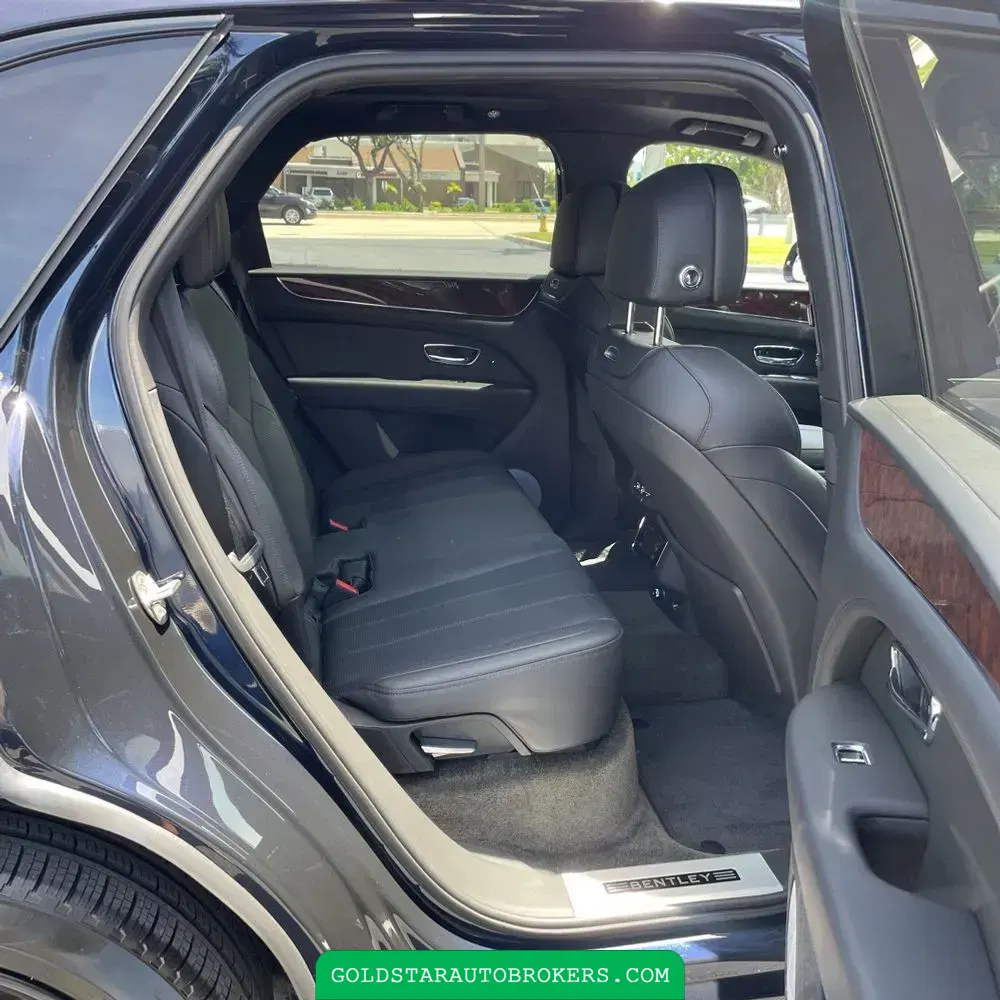 2022 Bentley Bentayga V8