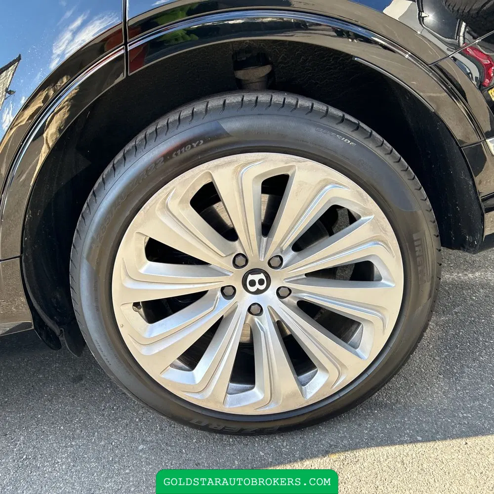 2021 Bentley Bentayga V8