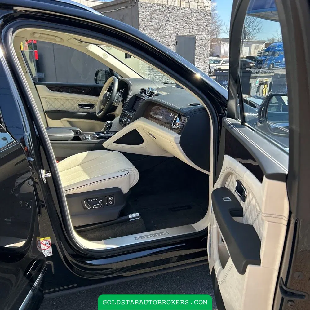 2021 Bentley Bentayga V8