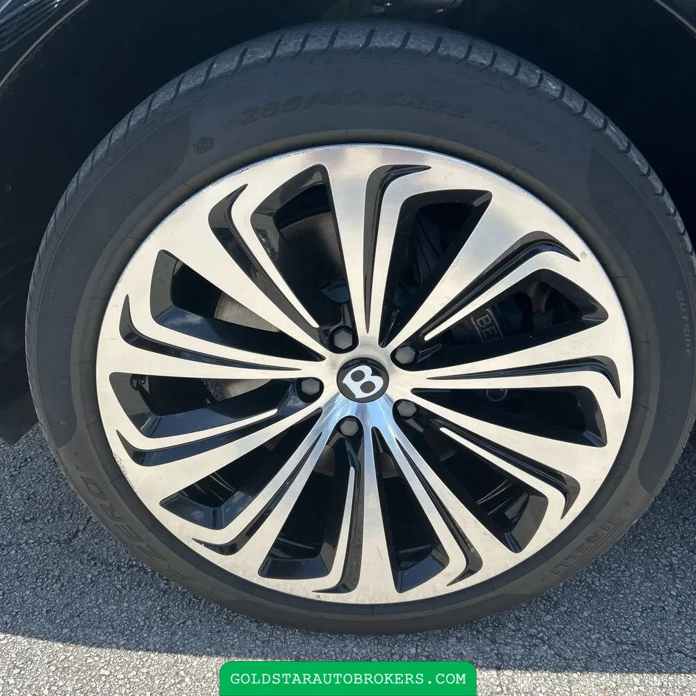2021 Bentley Bentayga V8