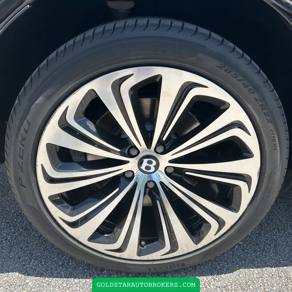 2021 Bentley Bentayga V8