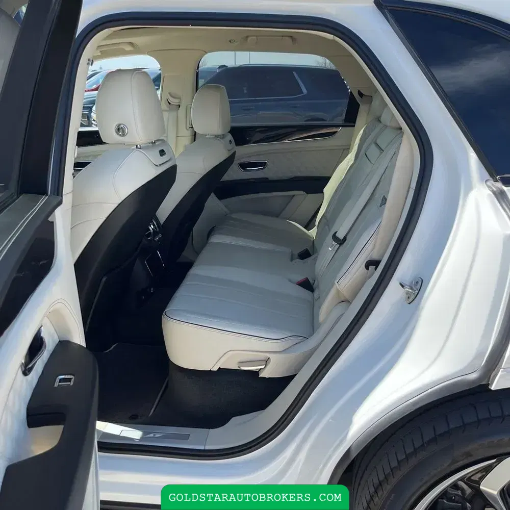 2022 Bentley Bentayga V8