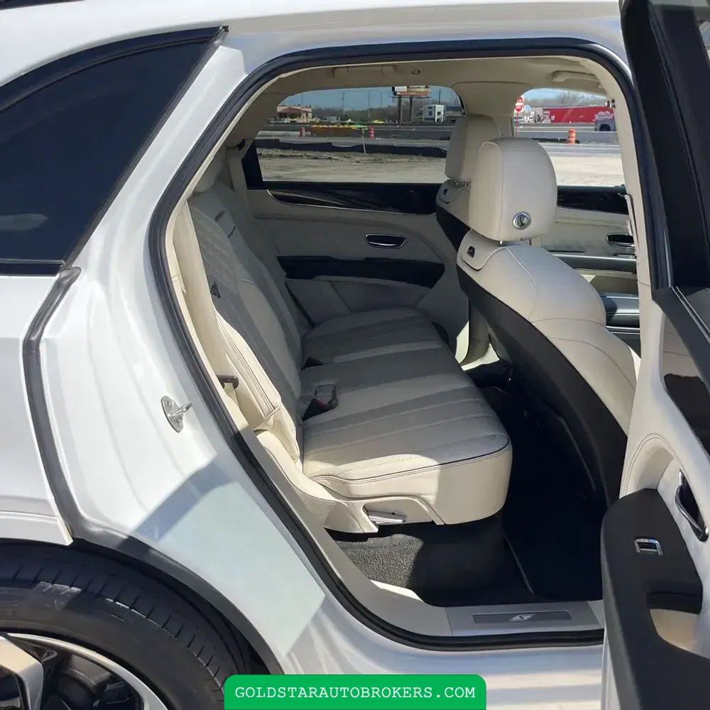 2022 Bentley Bentayga V8