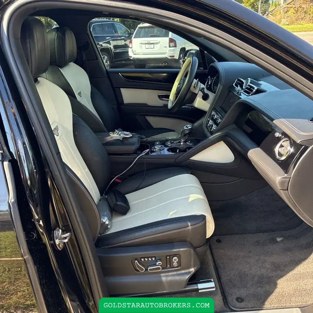 2021 Bentley Bentayga V8