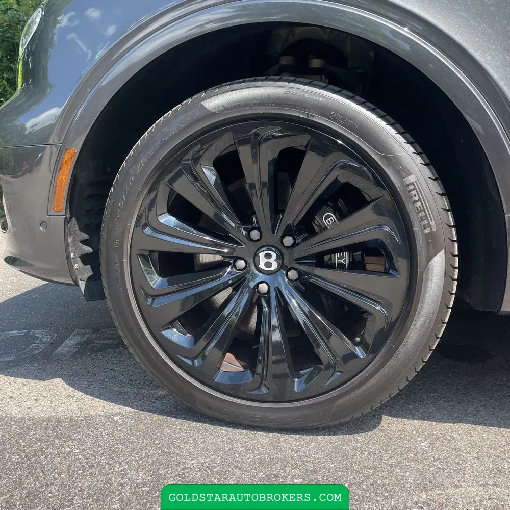 2024 Bentley Bentayga Base